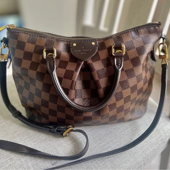 ๐๐จ๐ฎ๐ข๐ฌ ๐๐ฎ๐ข๐ญ๐ญ๐จ๐ง ๐๐๐ฆ๐ข๐๐ซ ๐๐๐๐ง๐ ๐๐ข๐๐ง๐ ๐๐ (๐๐๐๐) - Picture 2 of 7